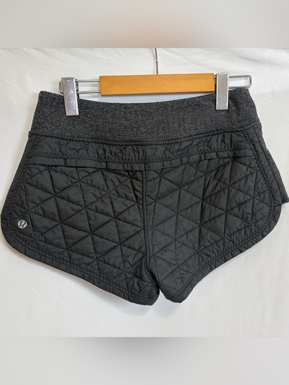 RARE: Lululemon Hot Checks Quilted Down Winter Shorts - Size 4